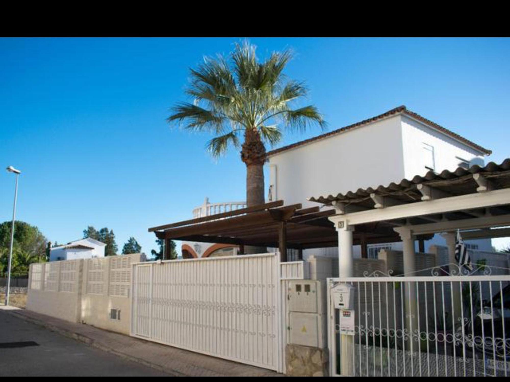 Frente Al Mar - Rosales Villa Oliva Exterior photo