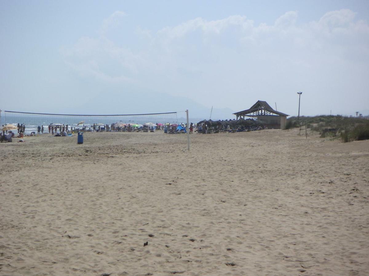 Frente Al Mar - Rosales Villa Oliva Exterior photo